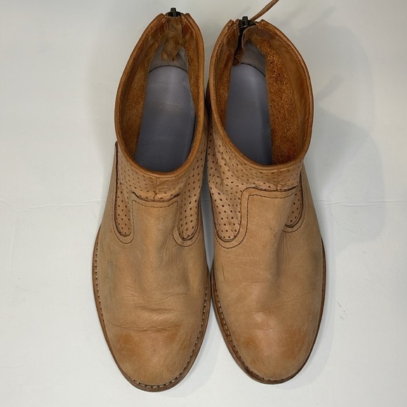 Johnston & Murphy Vickie Italian CalfSkin Bootie - Picture 4 of 7